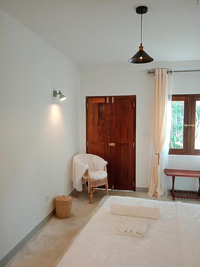 Sri Lanka Surf Villa Domus Graziella Ahangama Eksteriør billede