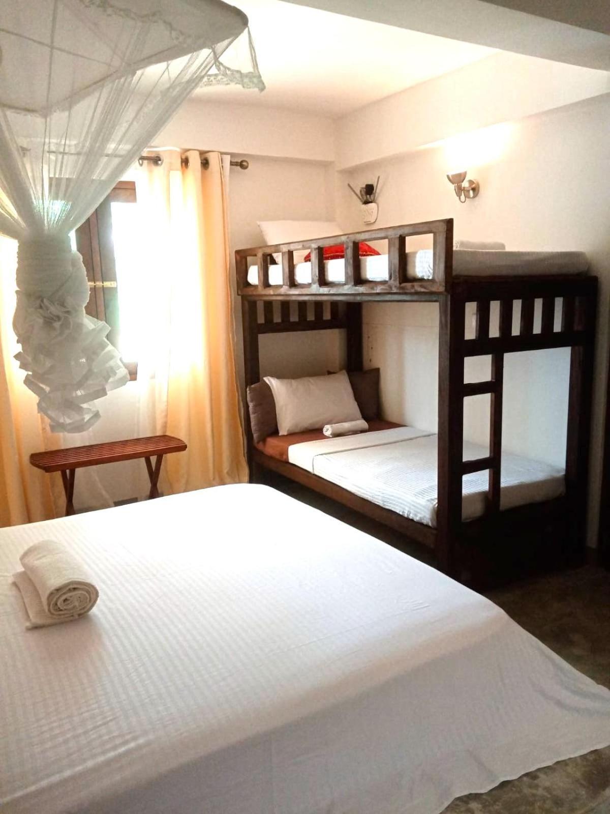 Sri Lanka Surf Villa Domus Graziella Ahangama Eksteriør billede